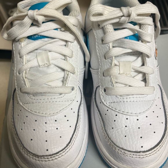 Nike Air Force 1 Low - Picture 5 of 5